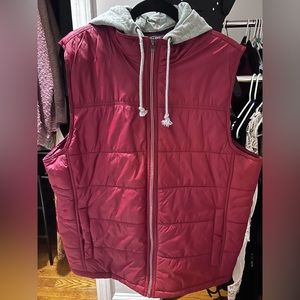 American rag hooded vest, red and grey, like new
